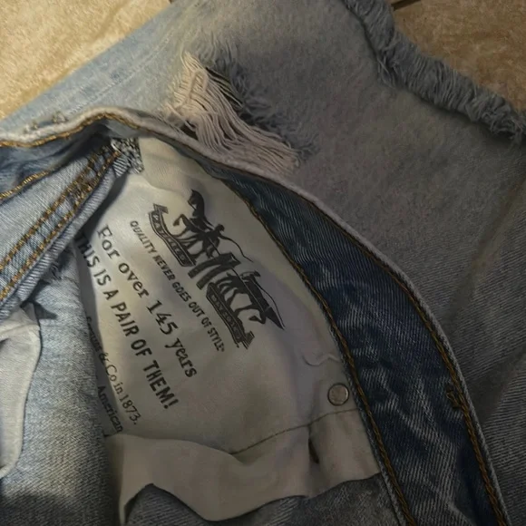 Levi’s Ripped Denim Shorts - Picture 6 of 6